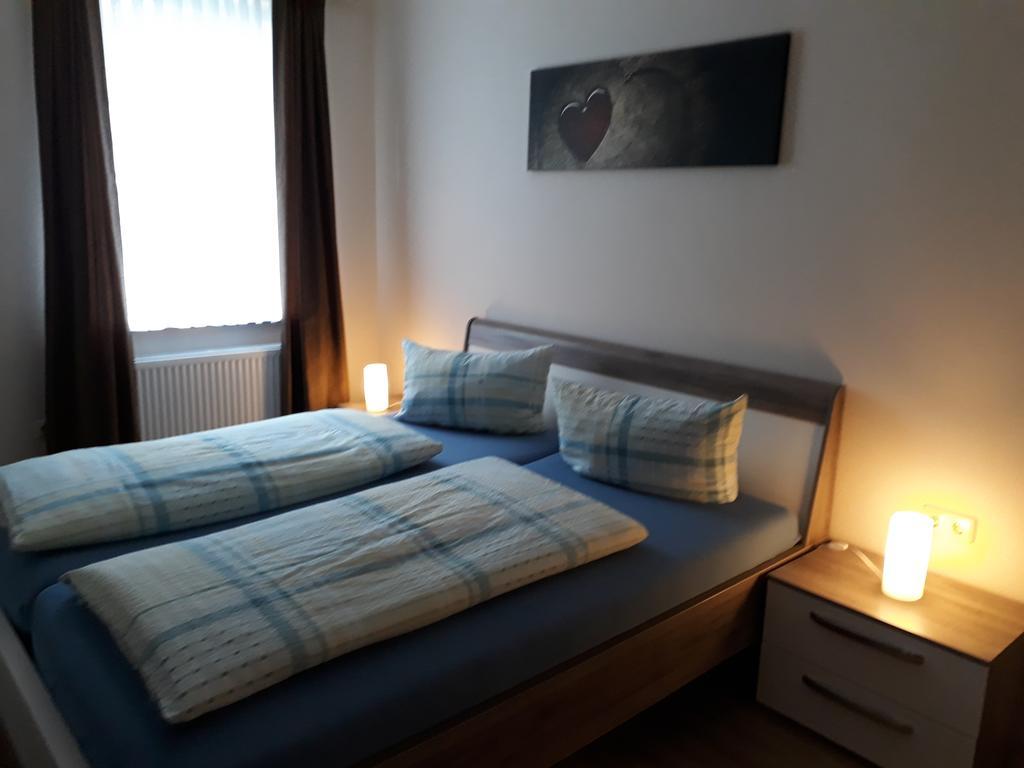 Pension / Ferienwohnungen Scheid Kestert Экстерьер фото
