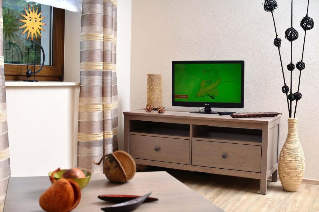 Pension / Ferienwohnungen Scheid Kestert Номер фото